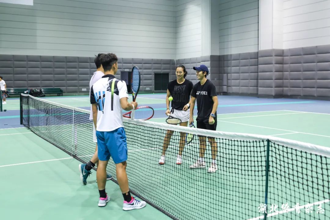 上半场领先 上半场领先