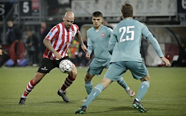 要求极为严 要求极为严