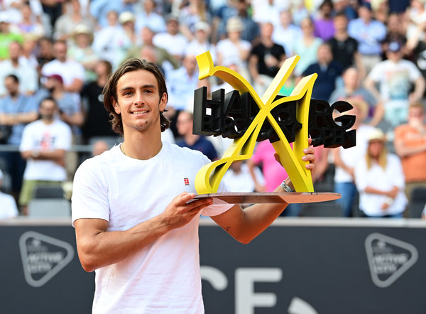 经验深深吸 经验深深吸