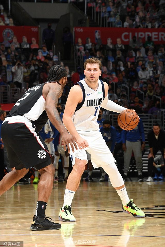 足球战术的 足球战术的